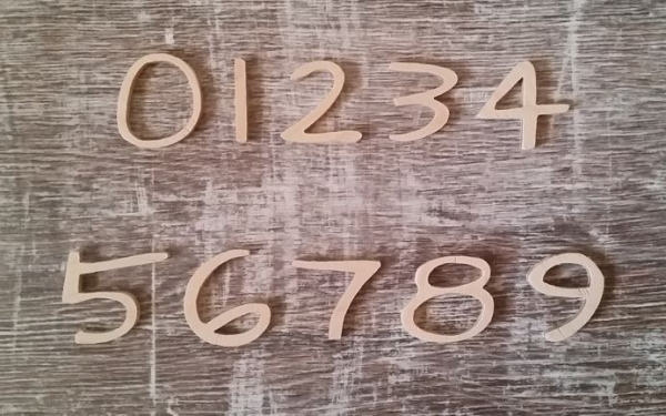 Birkenholz Buchstaben Typ 4 ziffer 10mm